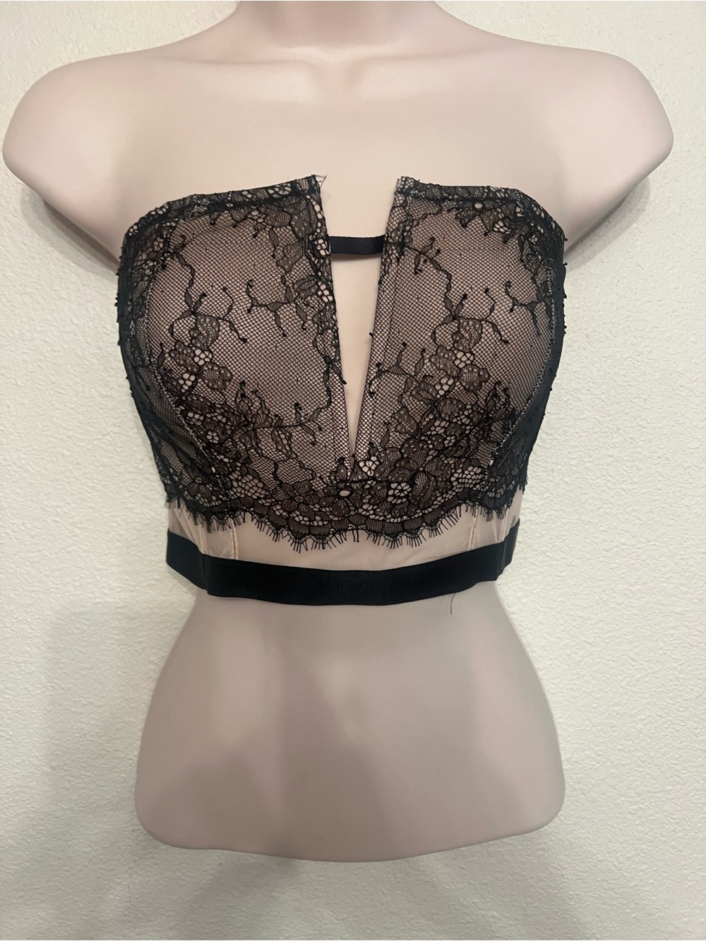 Victoria's Secret Black Lace Strapless Bustier Bralette
